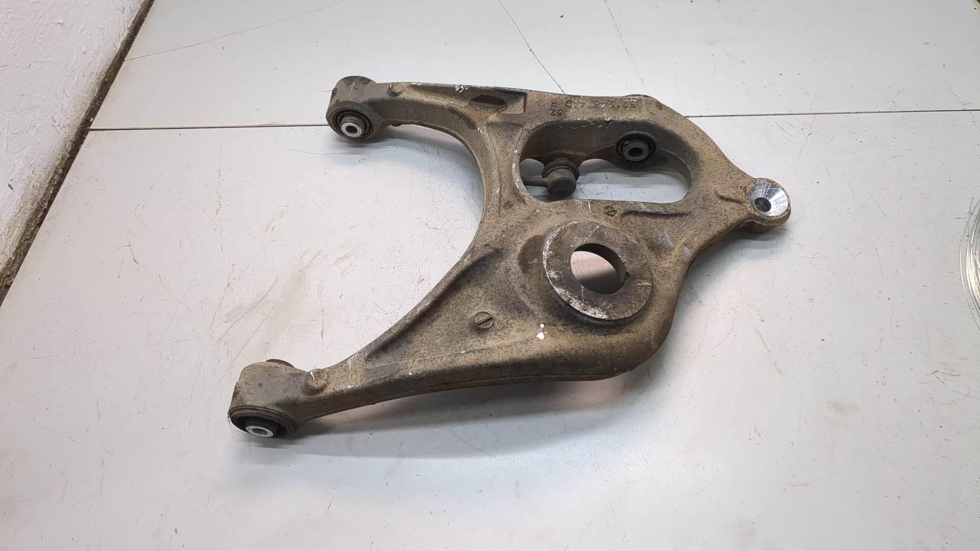 Рычаг задний правый