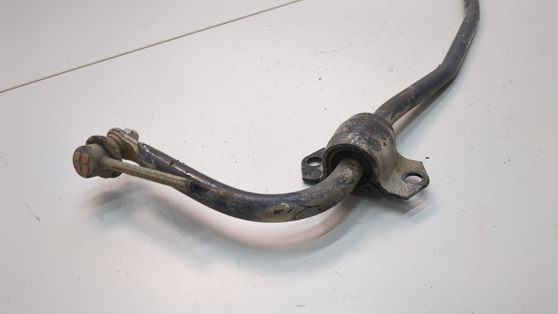 Стабилизатор задний