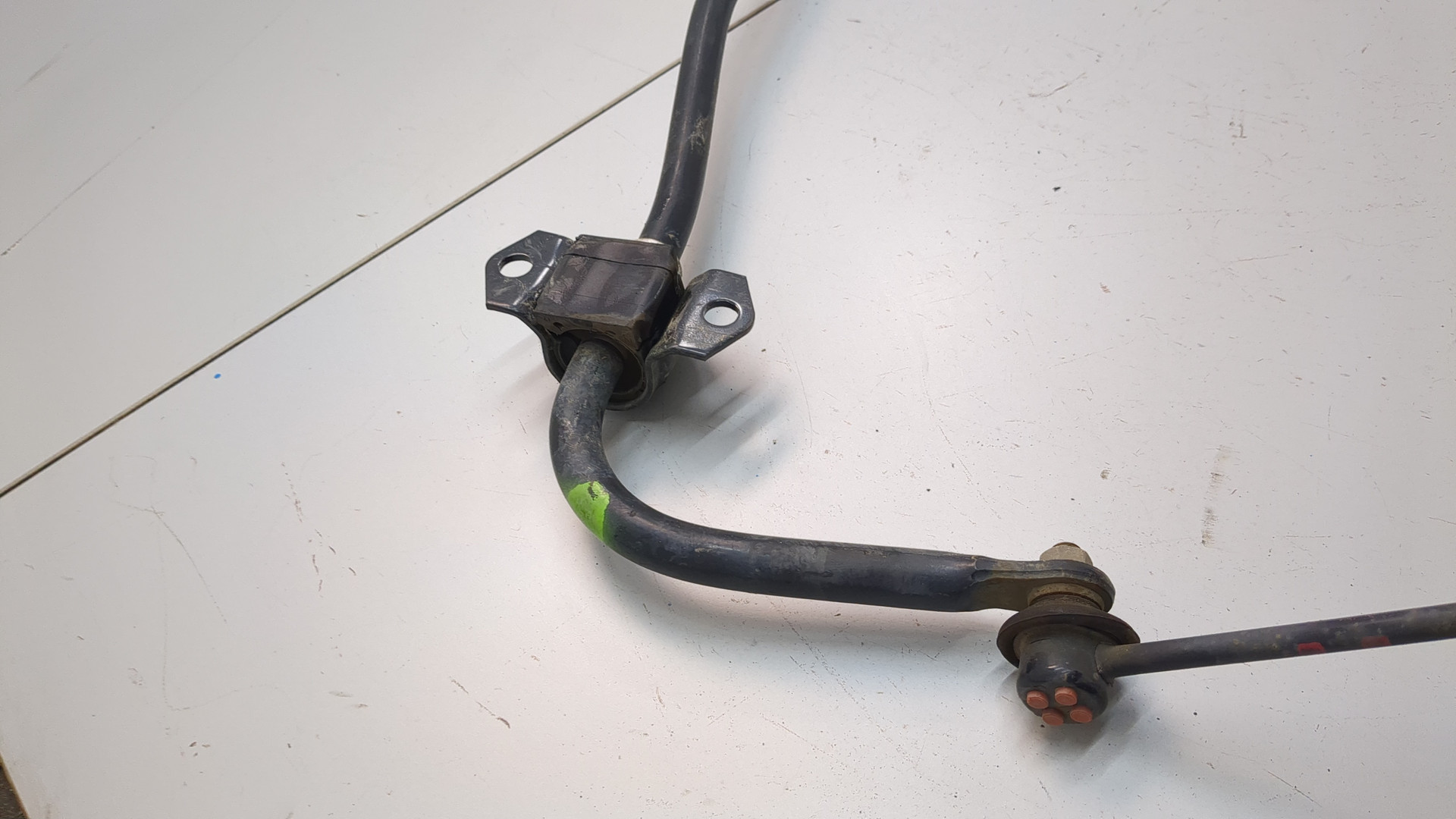 Стабилизатор задний