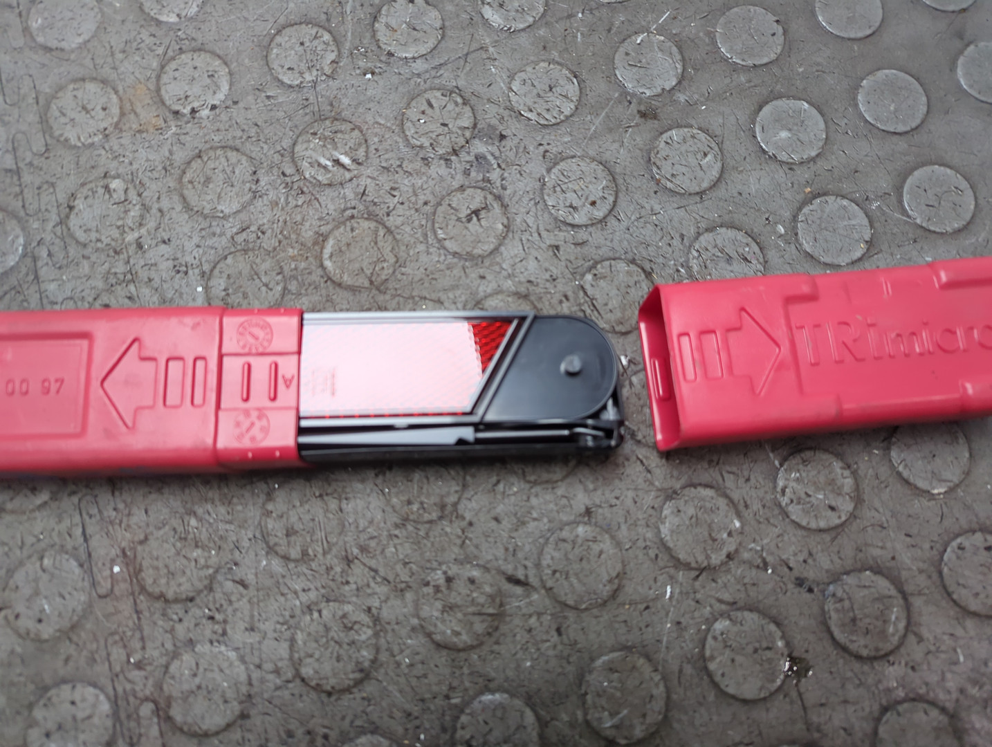 Знак аварийной остановки