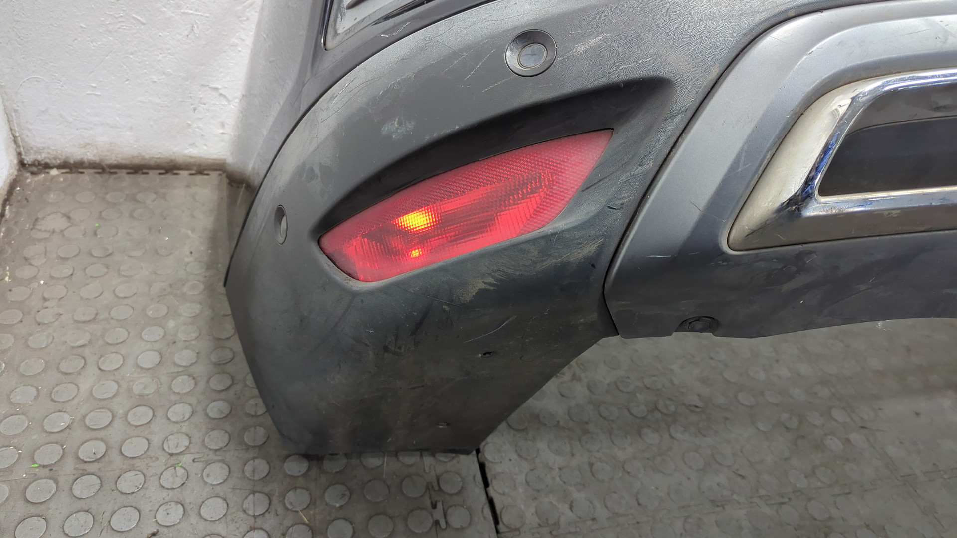 Бампер задний