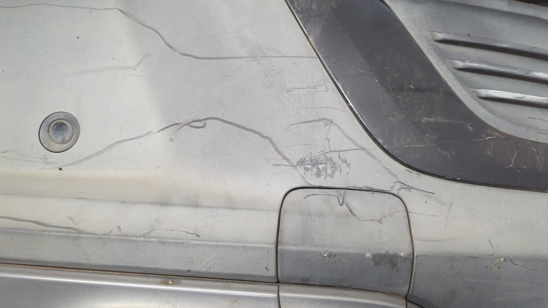 Бампер задний