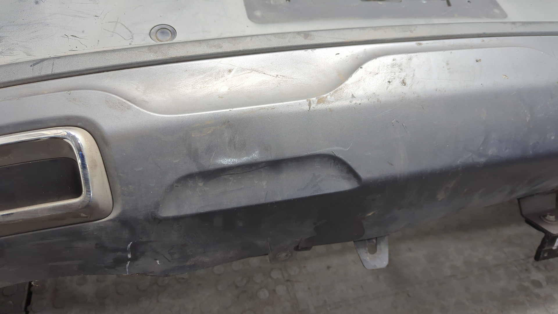 Бампер задний