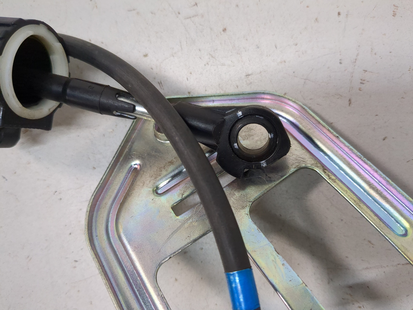 Трос КПП (выбора/переключения передач)