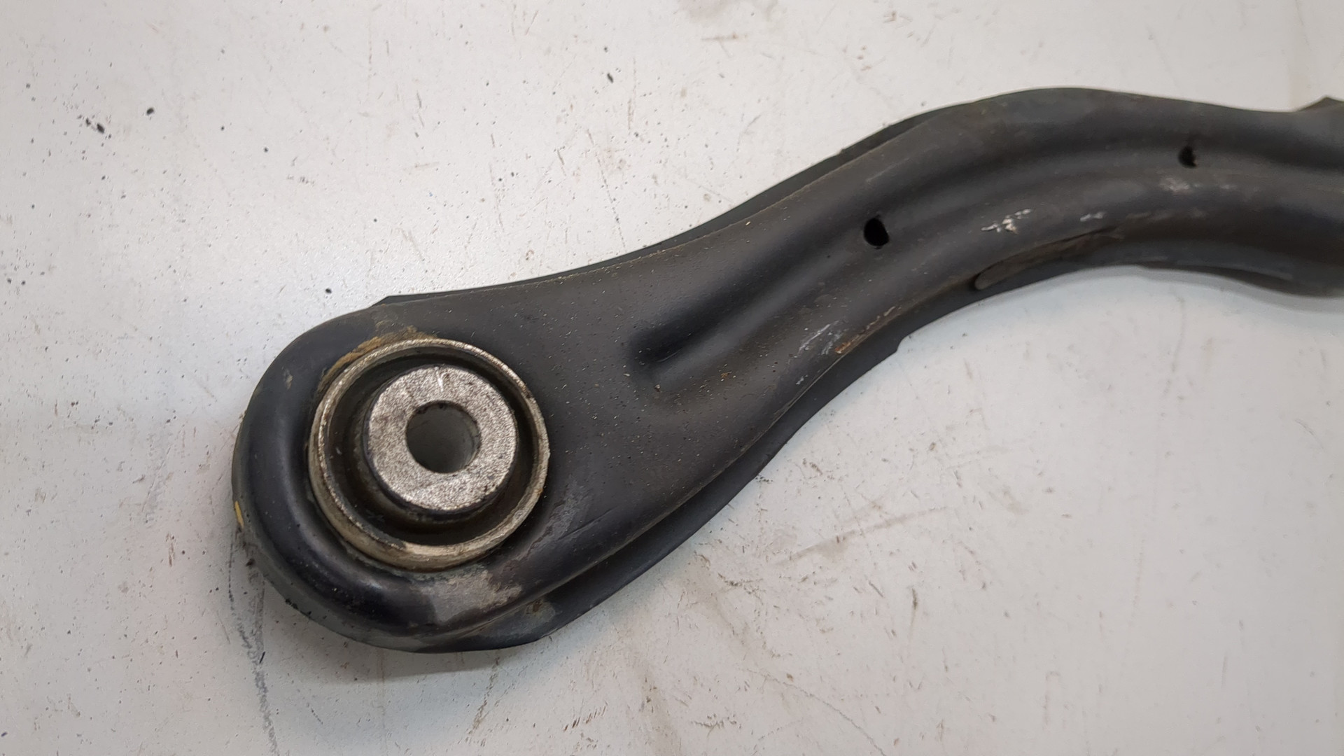 Рычаг задний