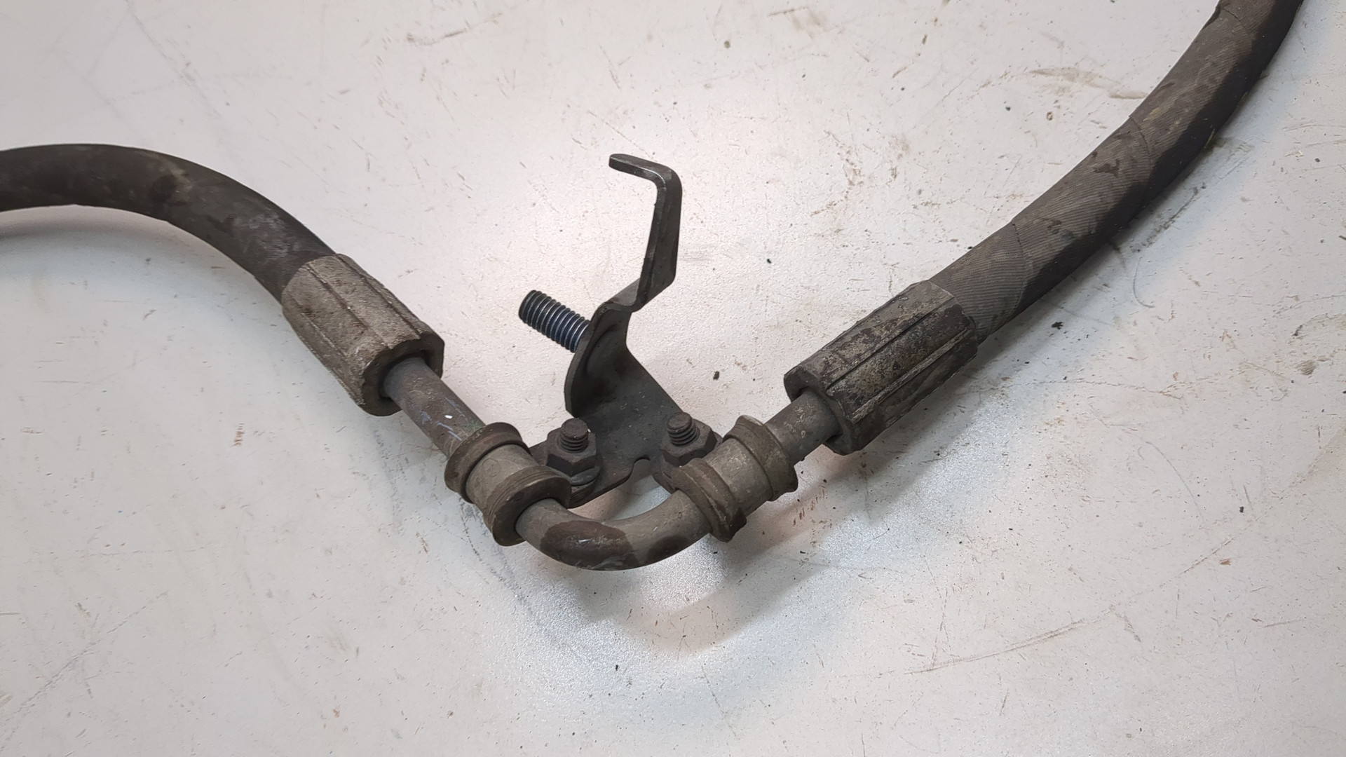 Трубка масляная