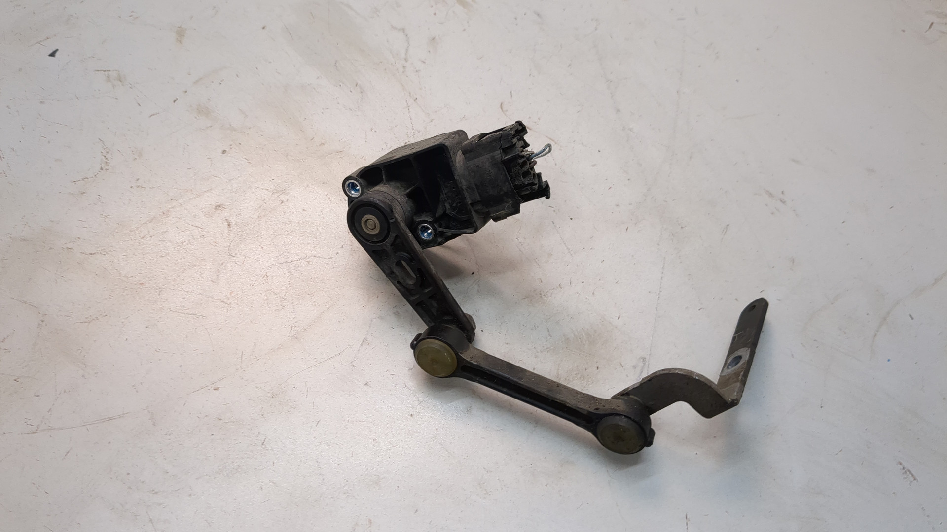 Датчик регулировки дорож. просвета