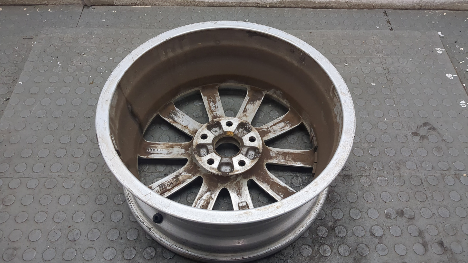 Диск колесный литой легкий сплав