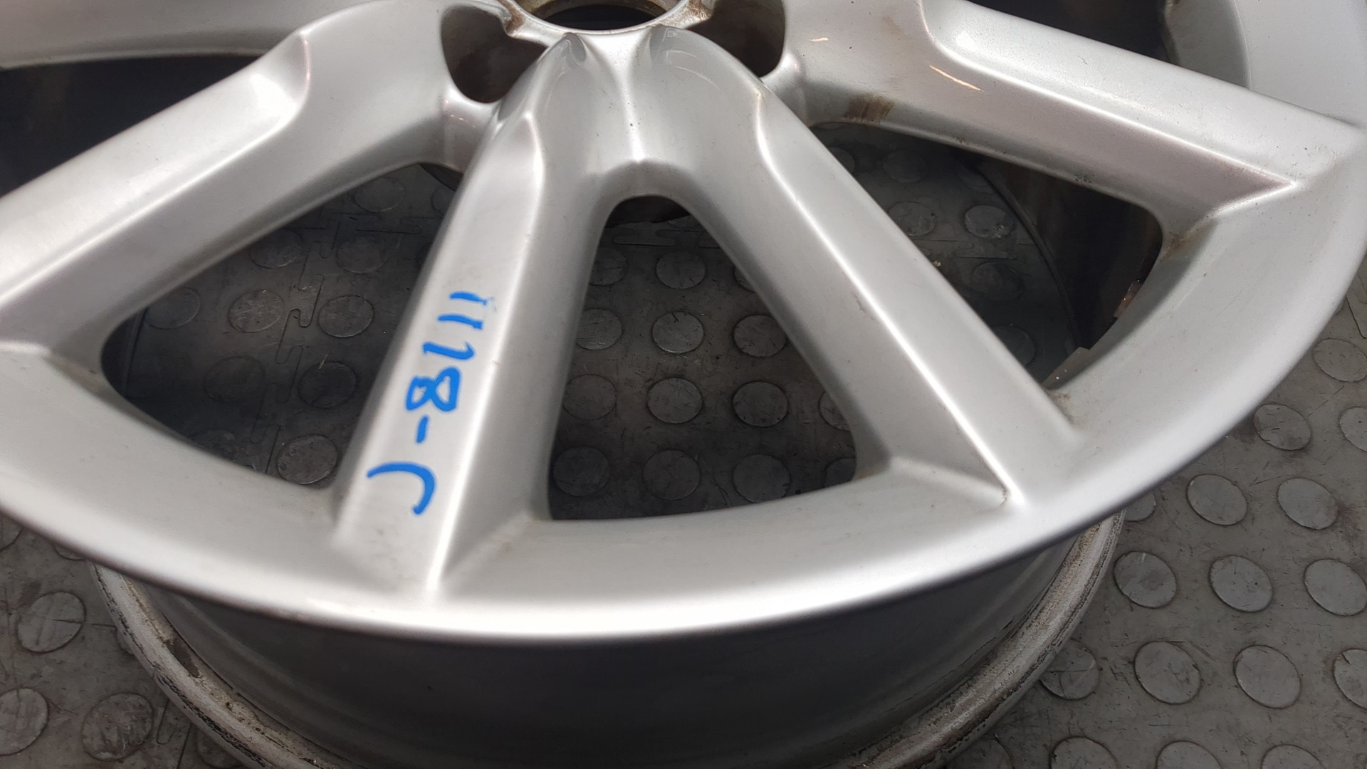 Диск колесный литой легкий сплав