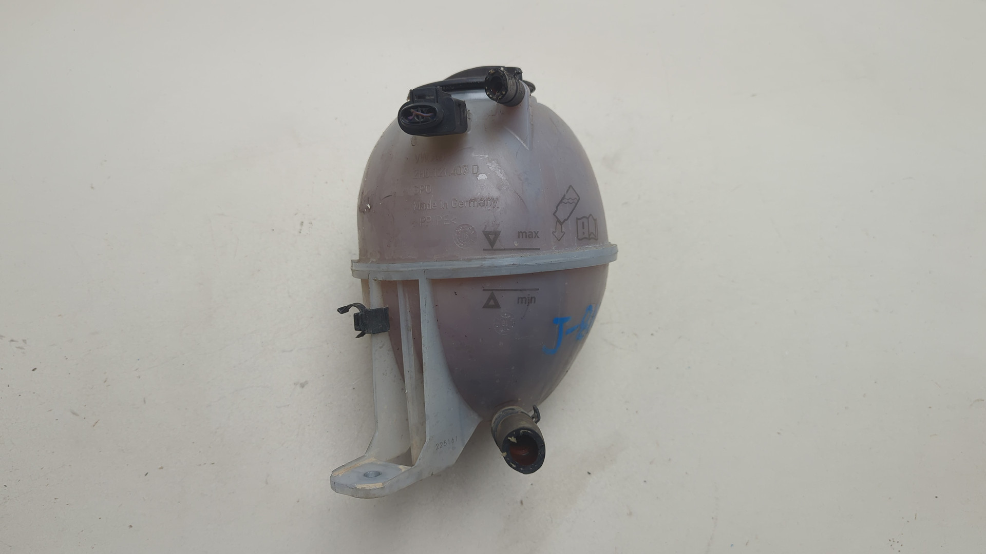 Бачок расширительный