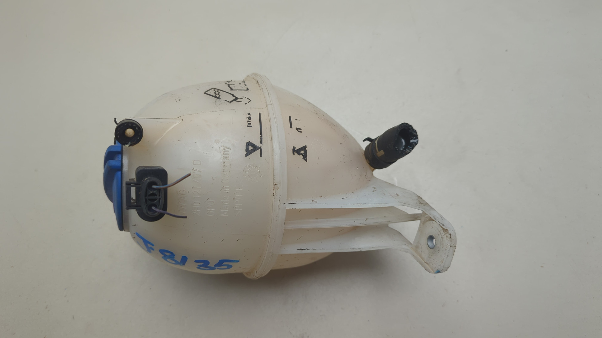 Бачок расширительный