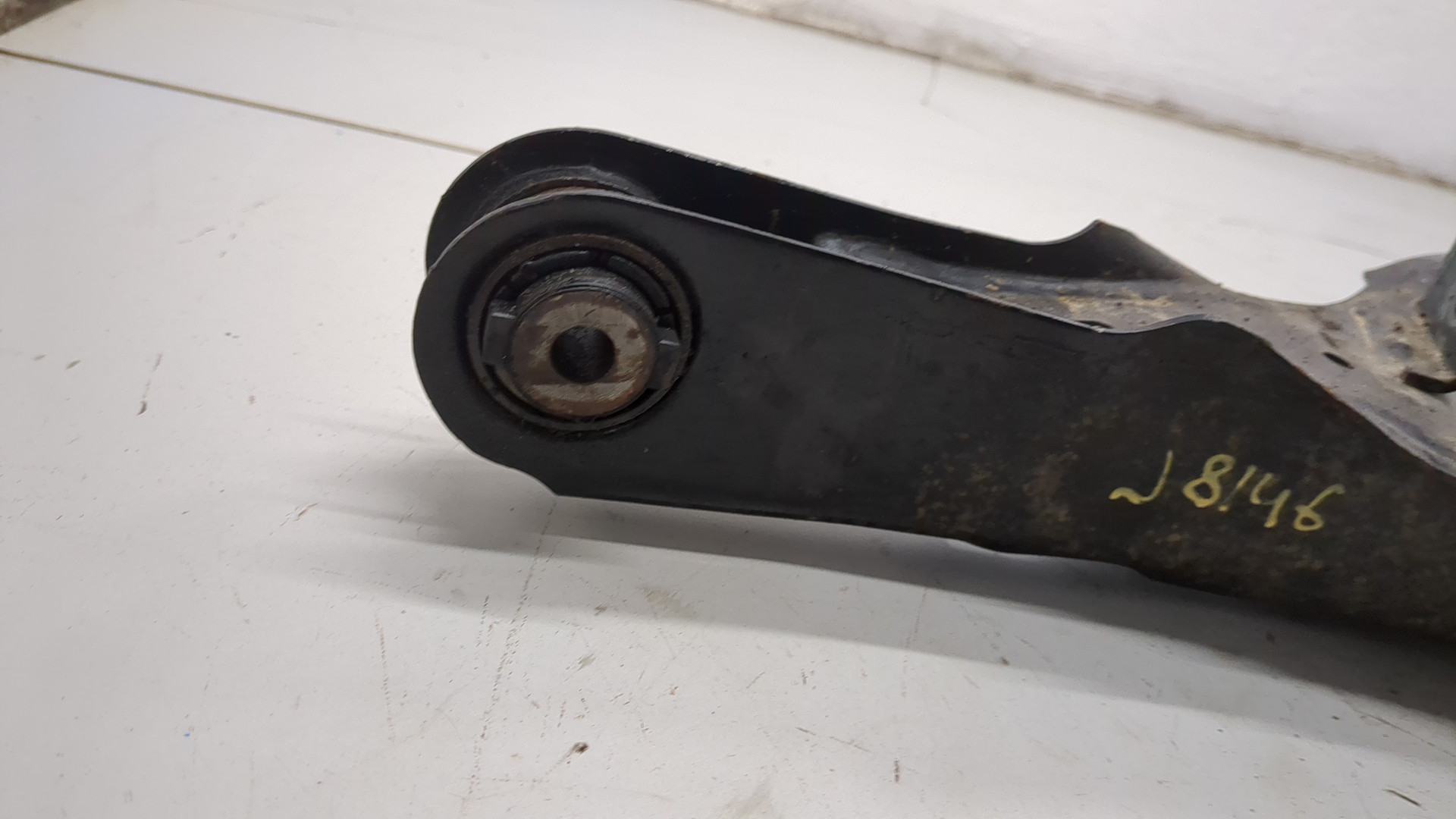 Рычаг задний