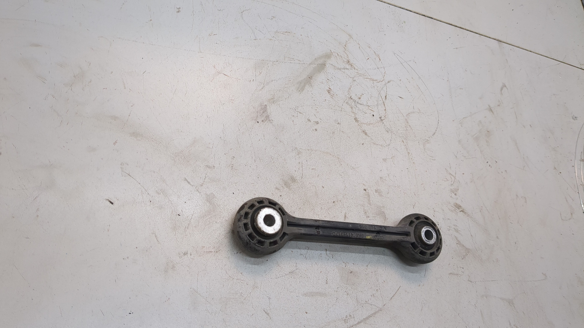 Рычаг задний