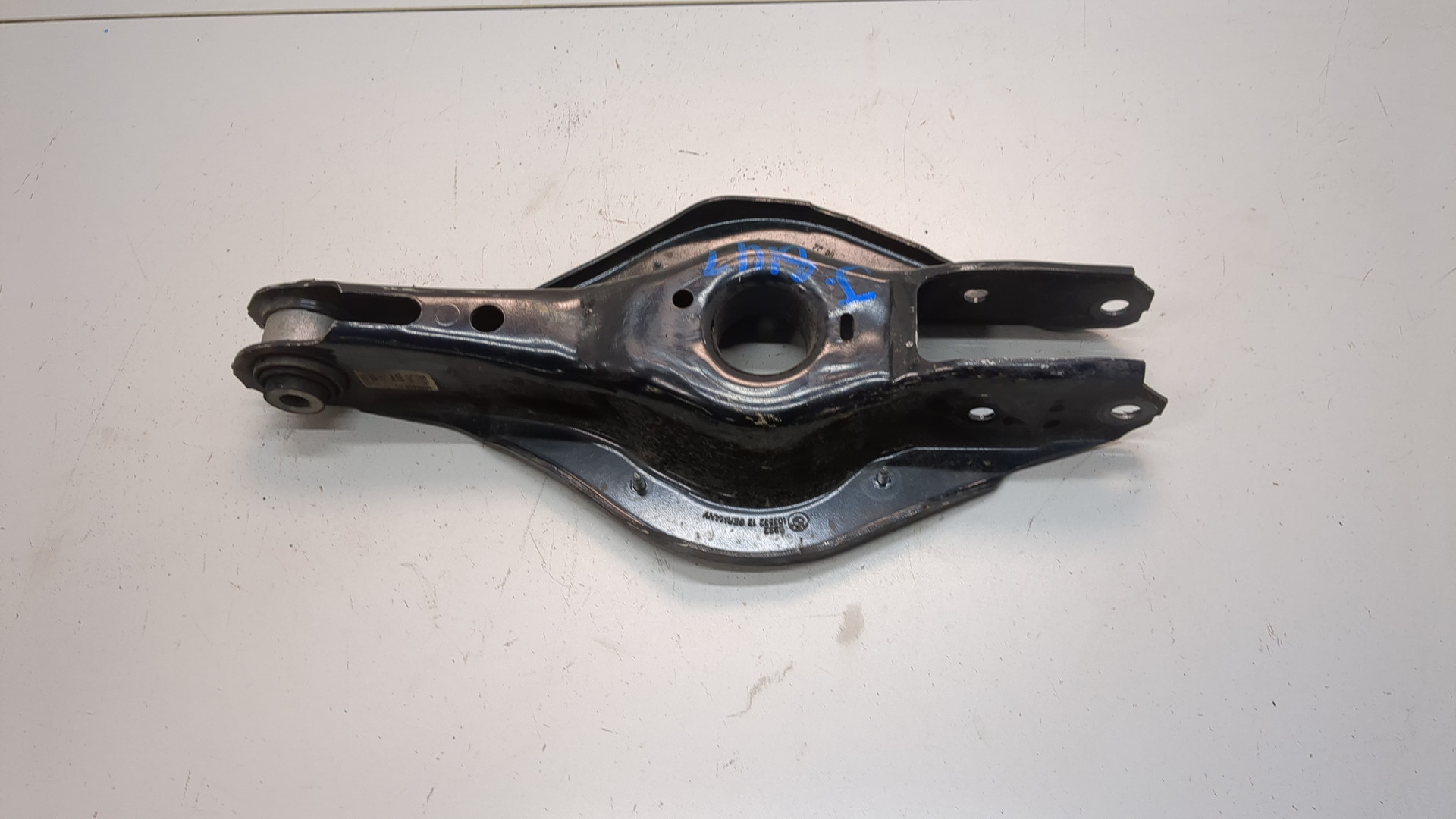 Рычаг задний