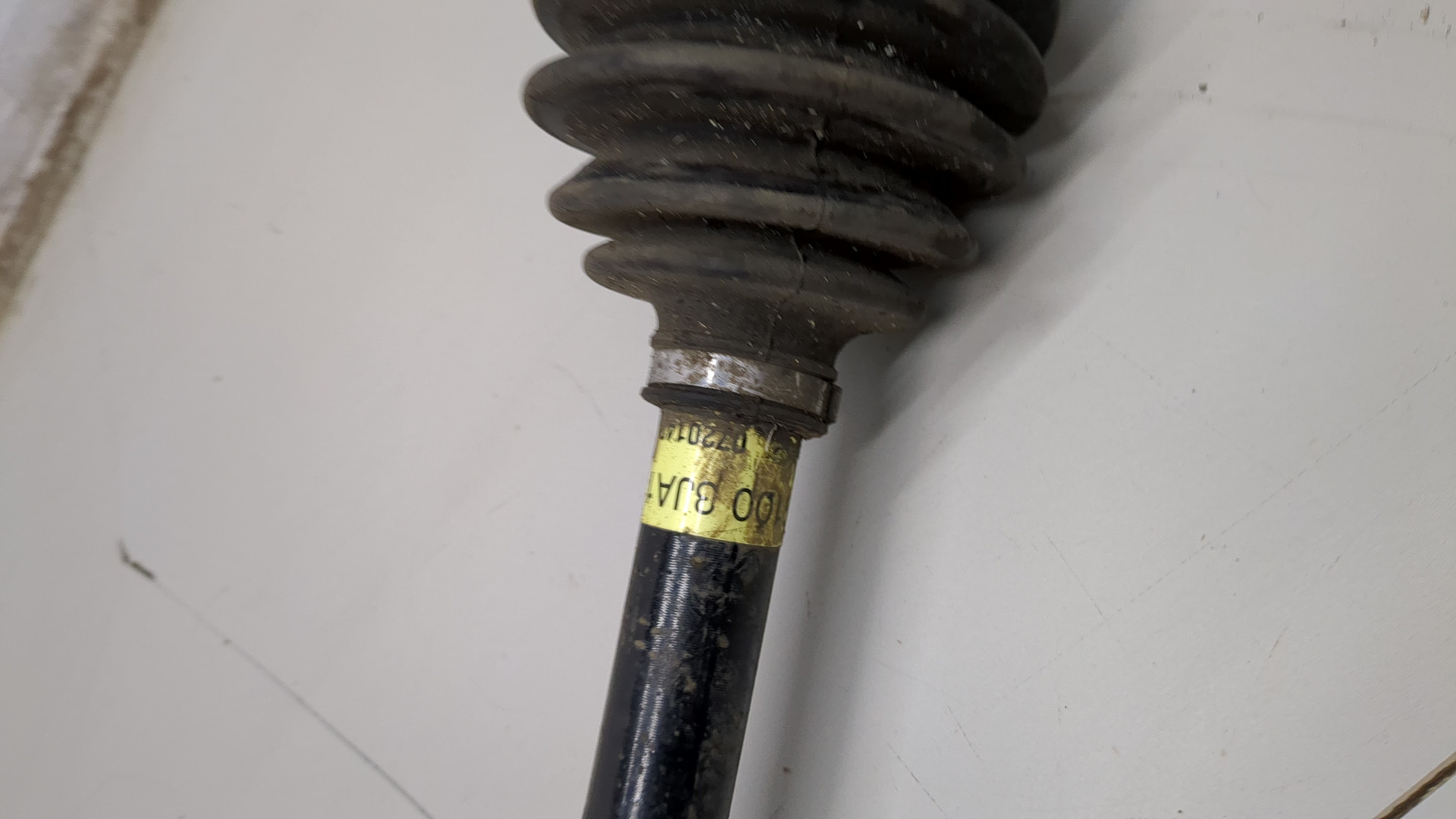 Полуось передняя правая