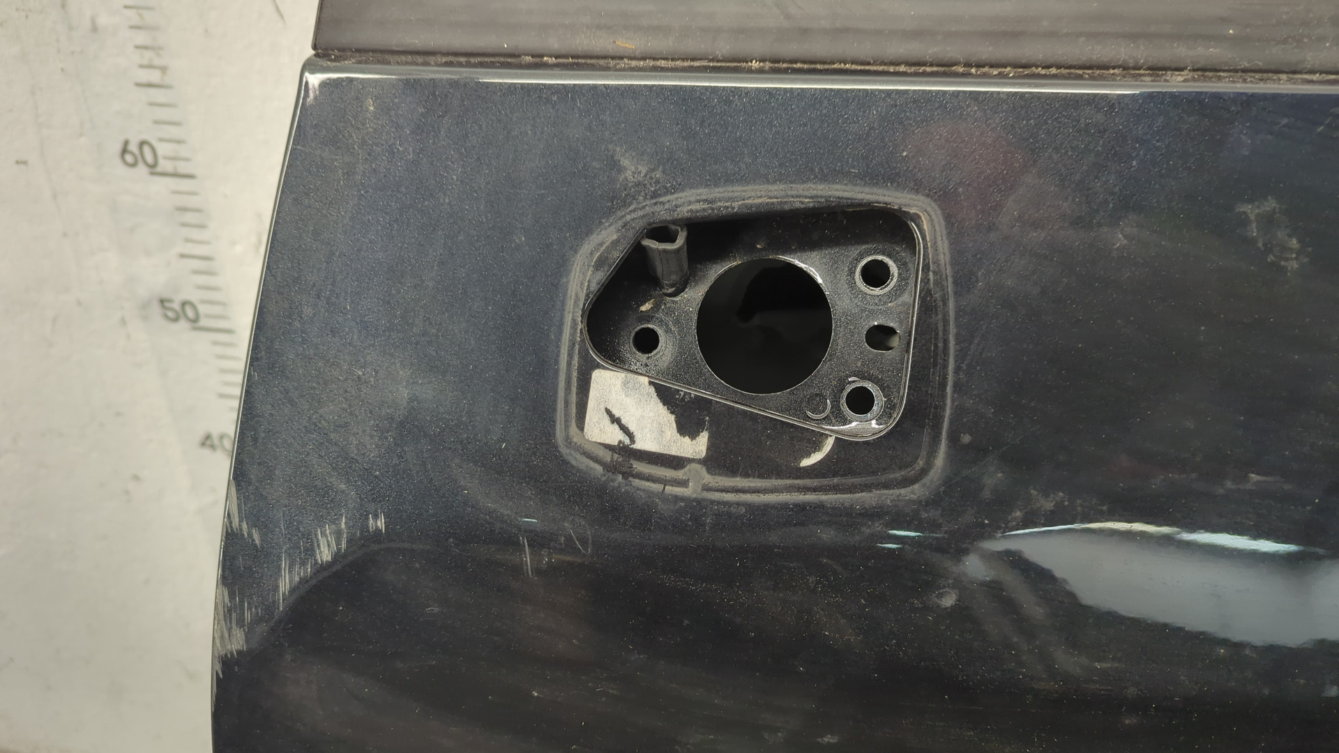 Дверь передняя левая