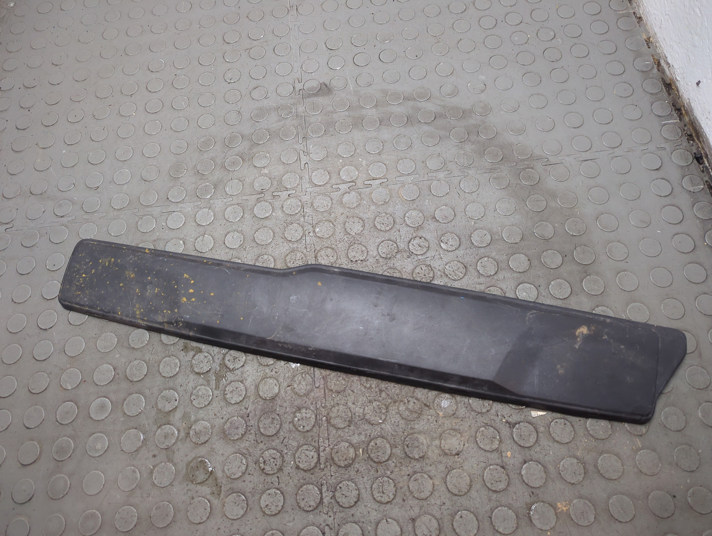 Накладка (кузов наружные)