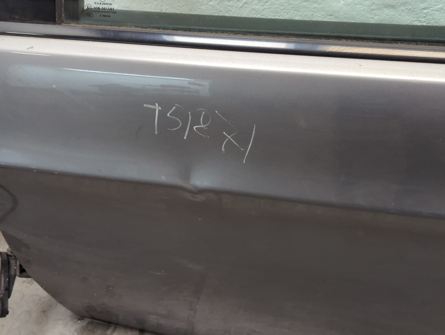 Дверь задняя левая