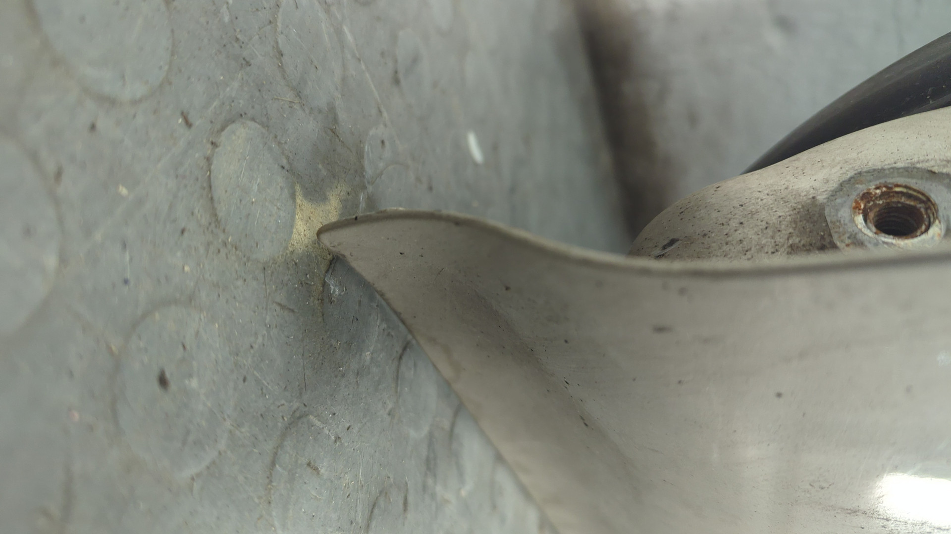 Дверь передняя левая