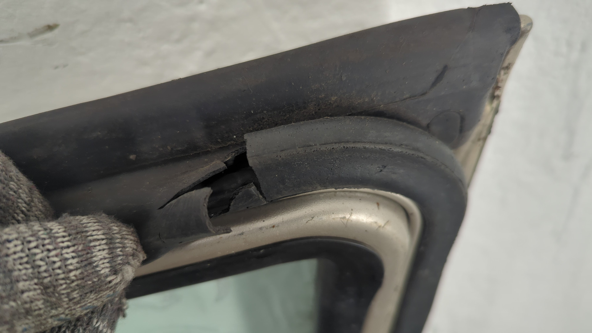 Дверь передняя правая