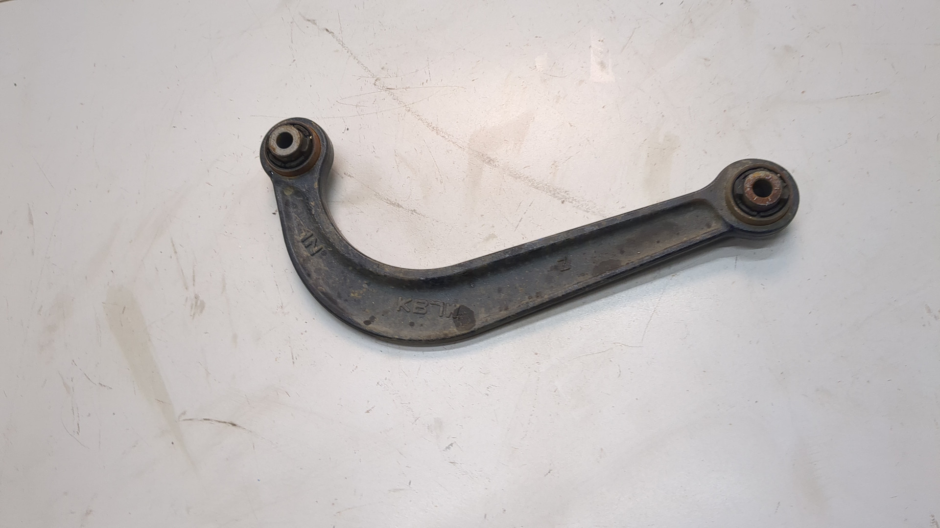 Рычаг задний