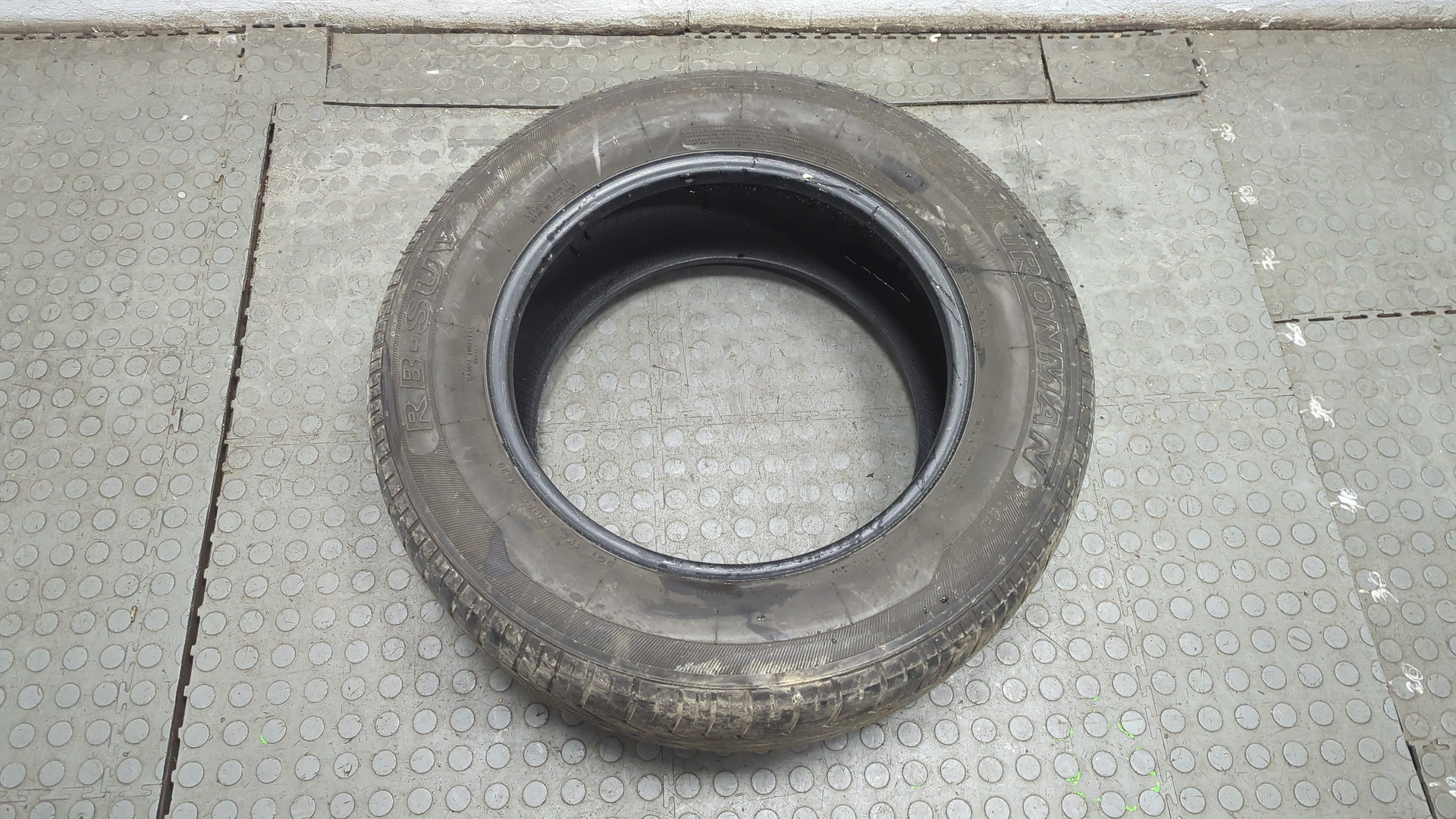 Шины комплект (4 шт.)