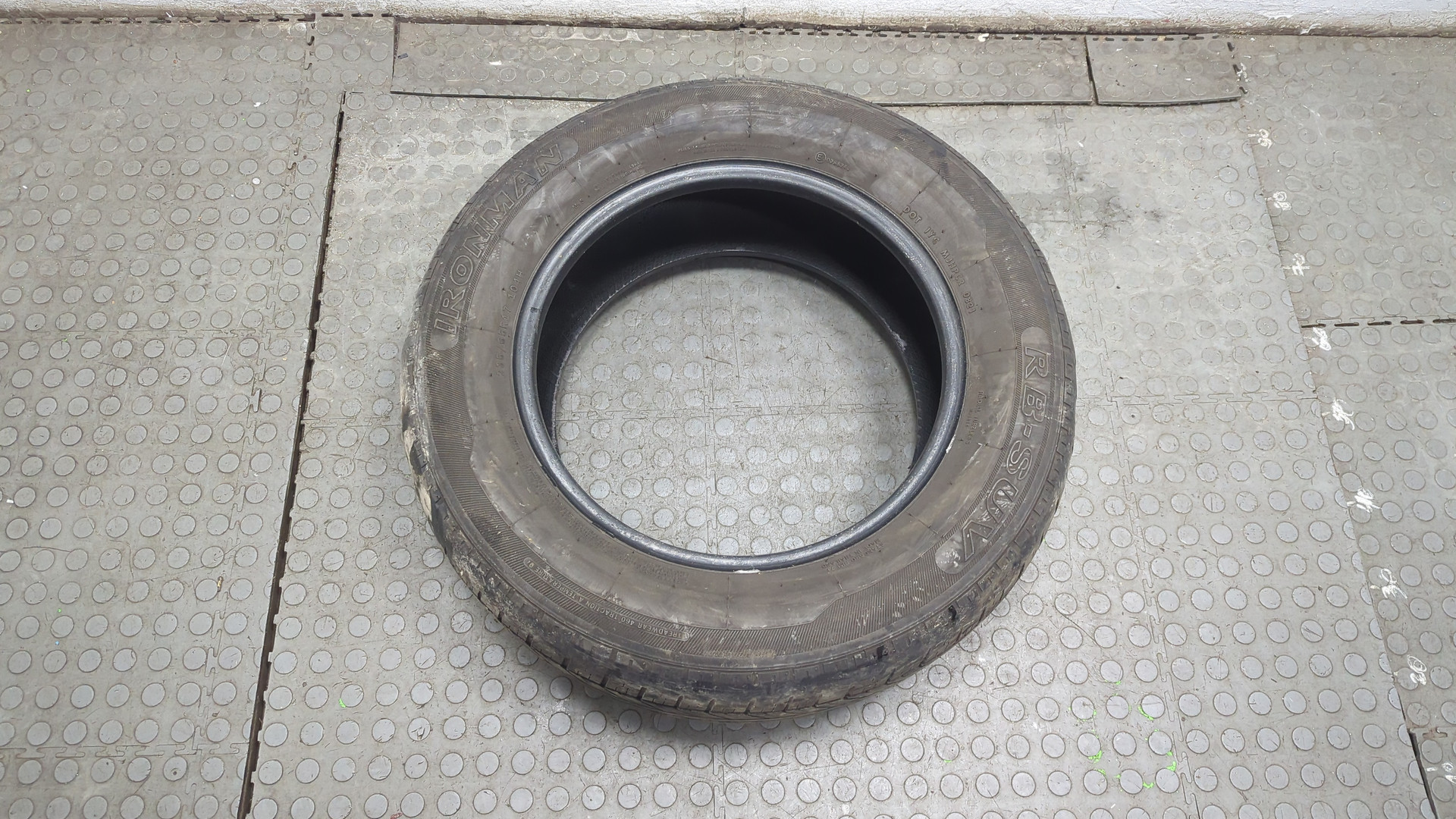 Шины комплект (4 шт.)