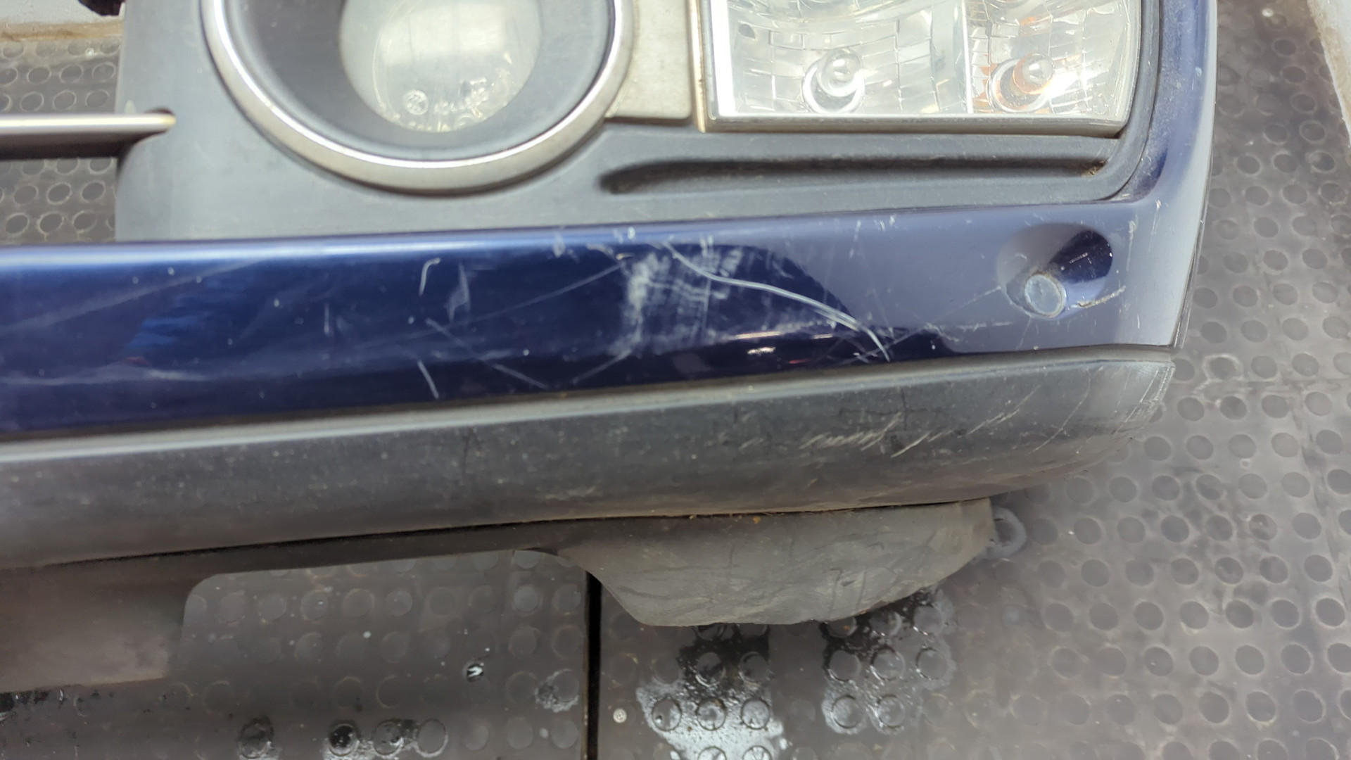 Бампер передний