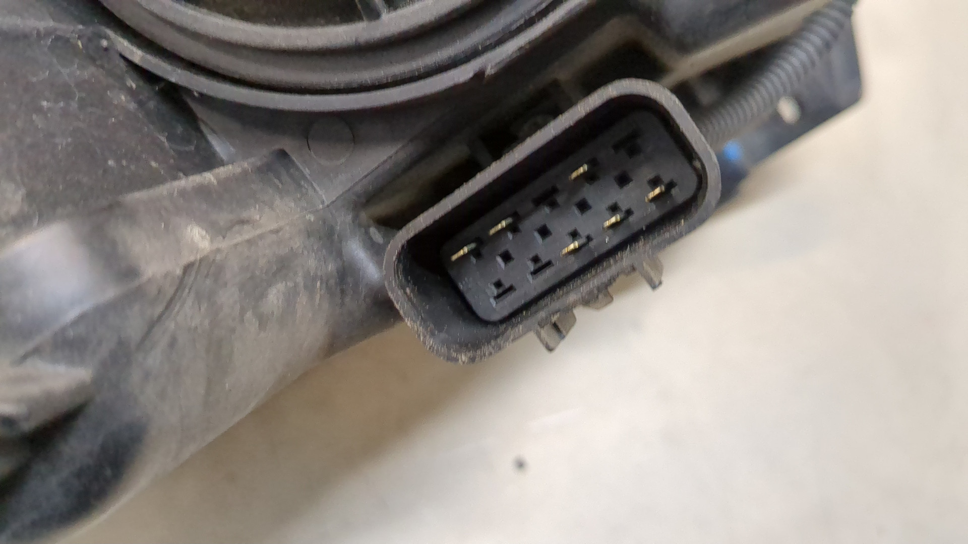 Фара правая