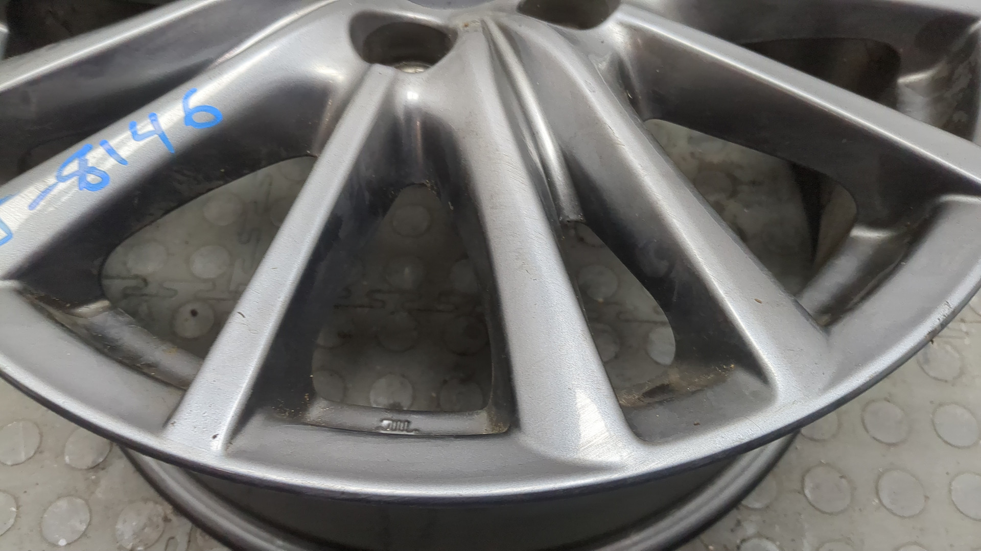 Диск колесный литой легкий сплав