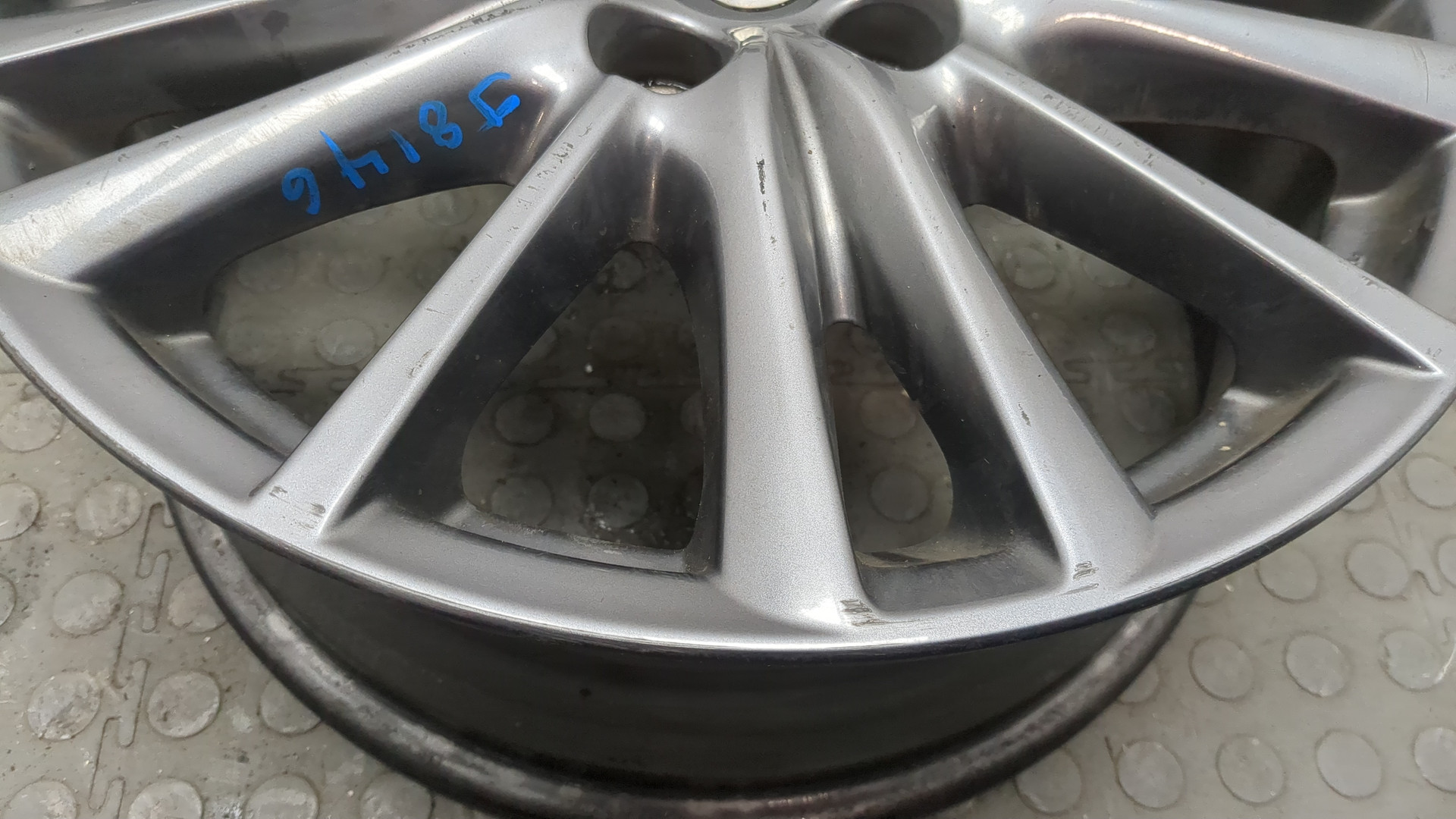 Диск колесный литой легкий сплав