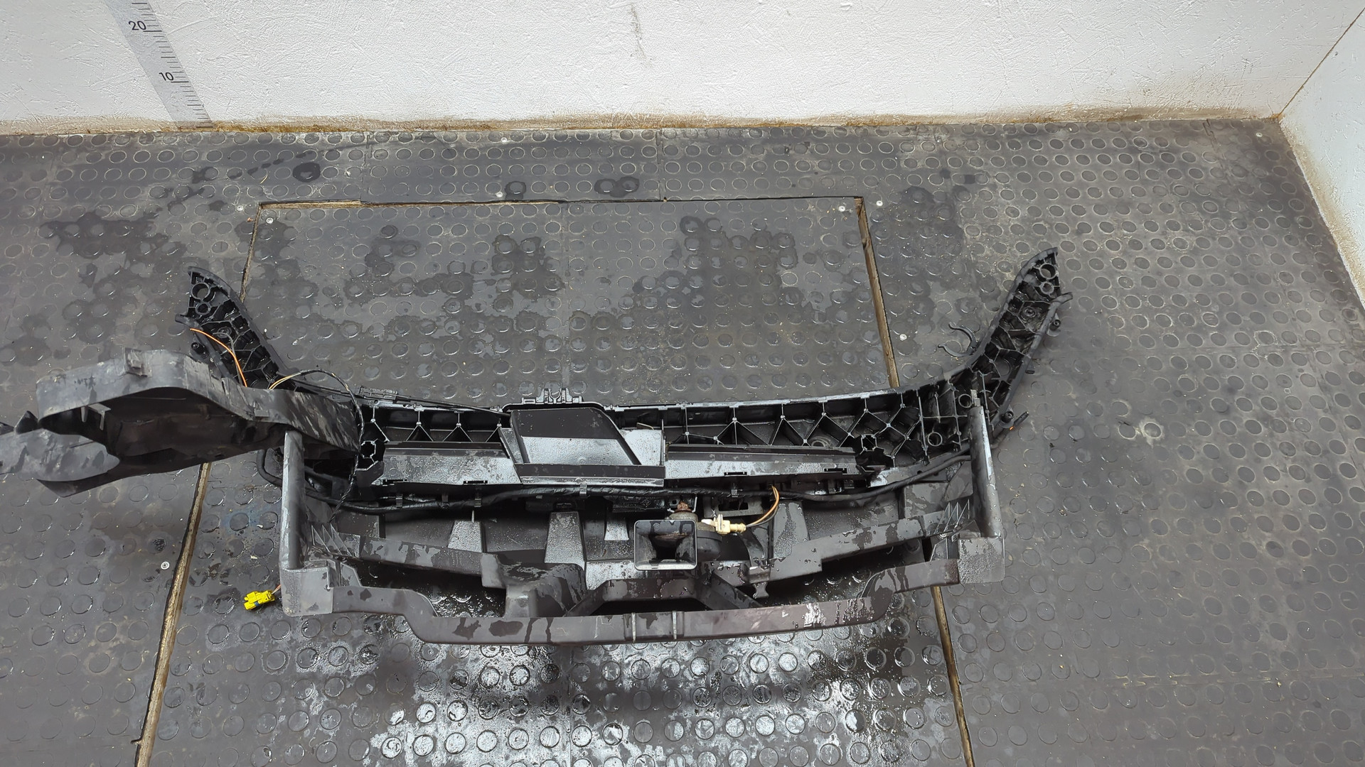 Панель передняя (телевизор)