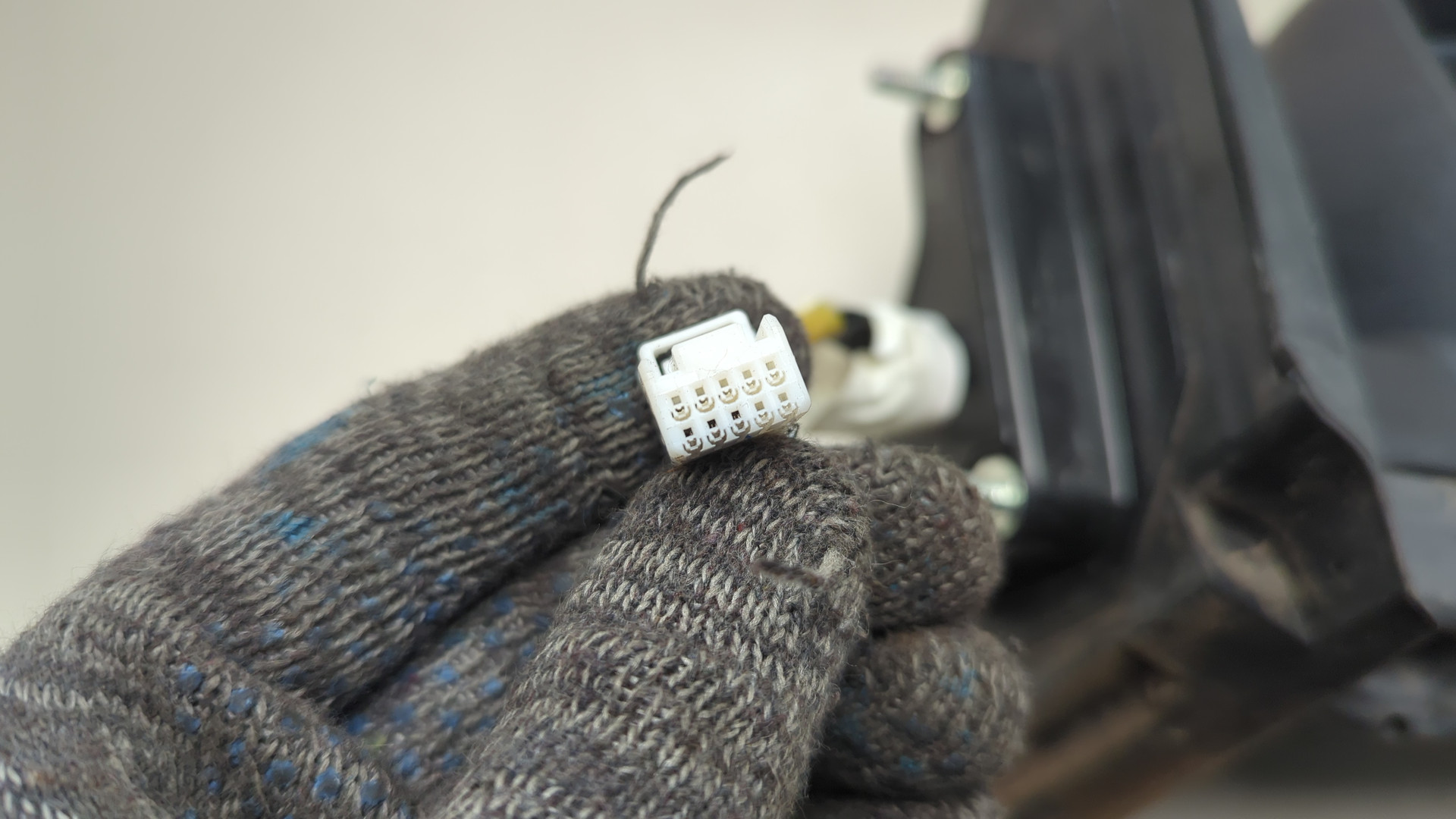 Зеркало правое электрическое