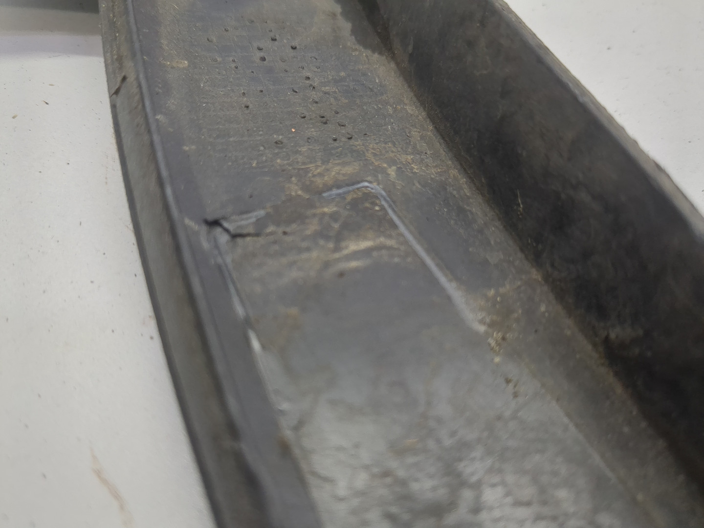 Накладка переднего крыла правого