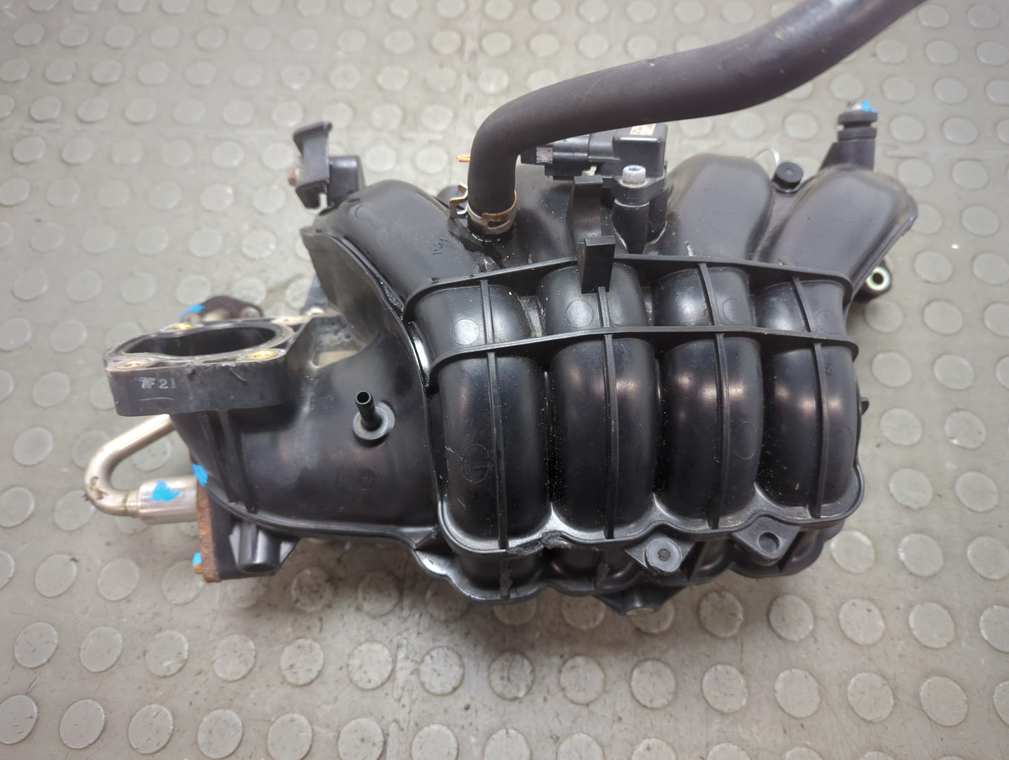 Коллектор впускной