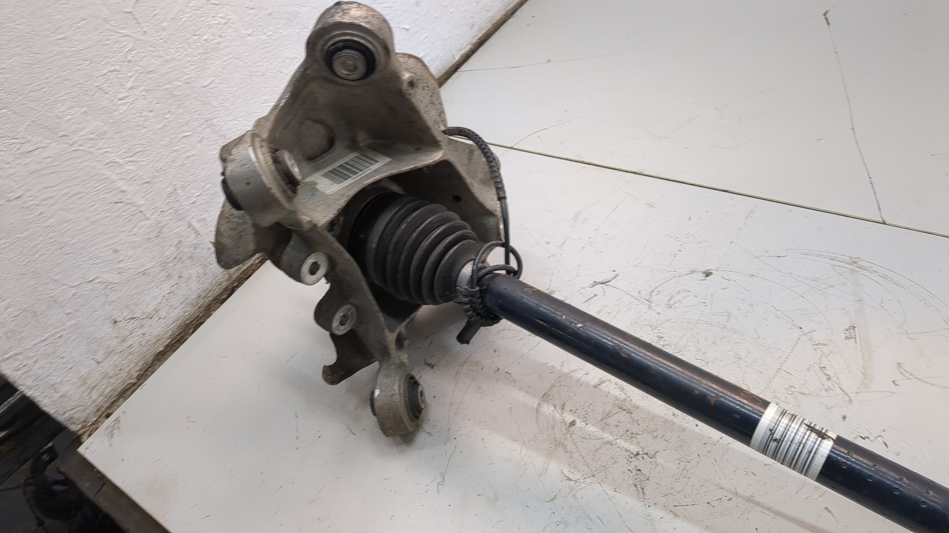 Кулак поворотный задний правый