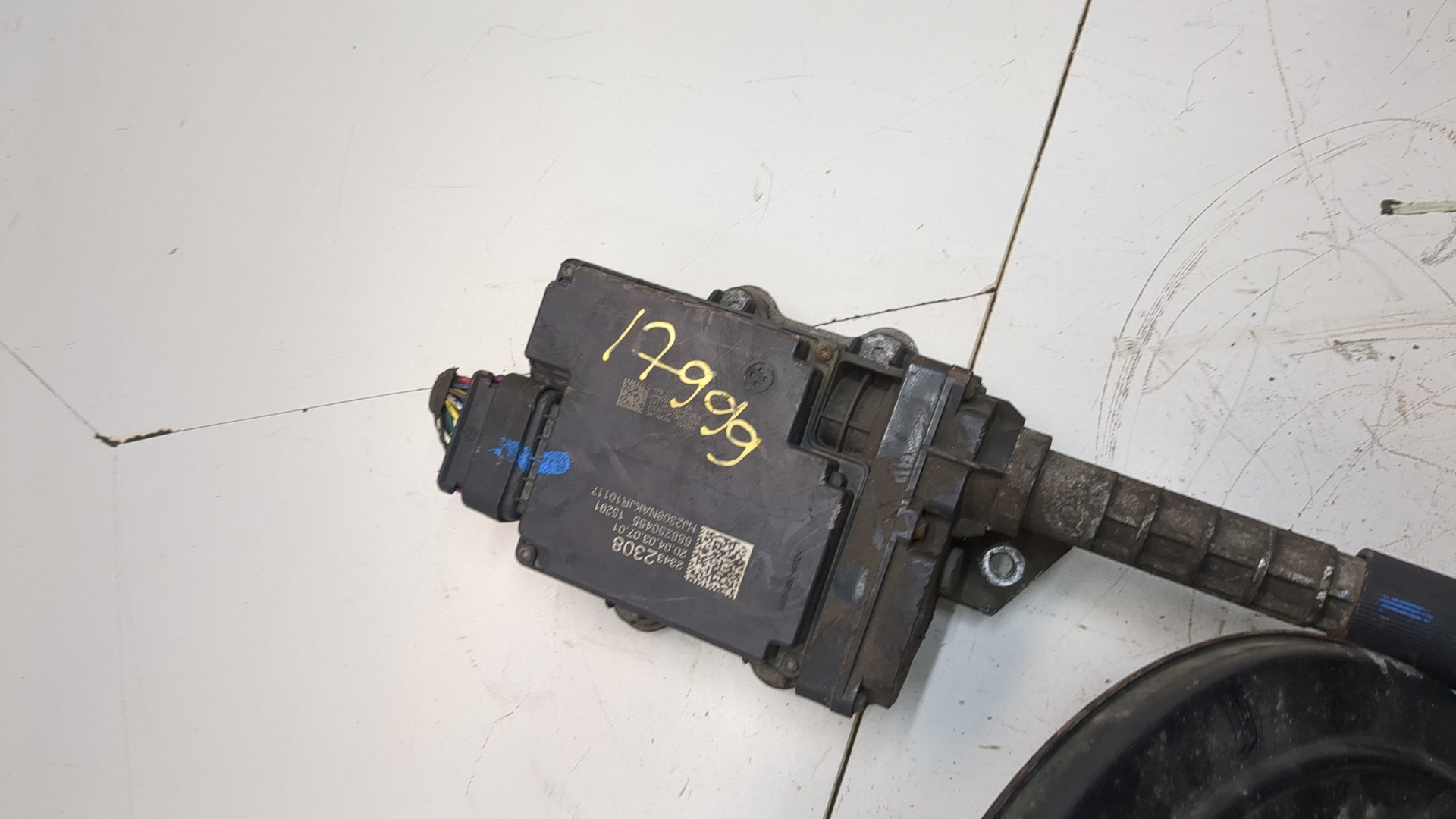 Кулак поворотный задний правый