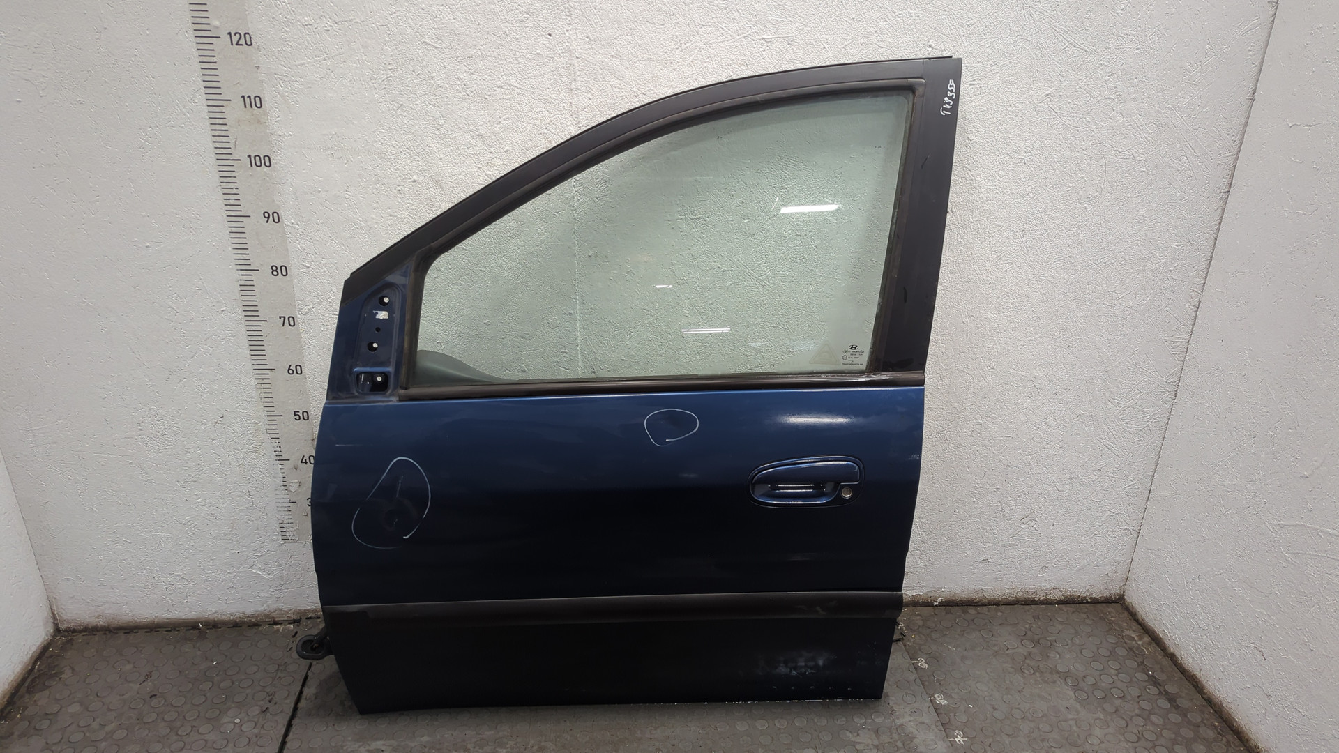 Дверь передняя левая