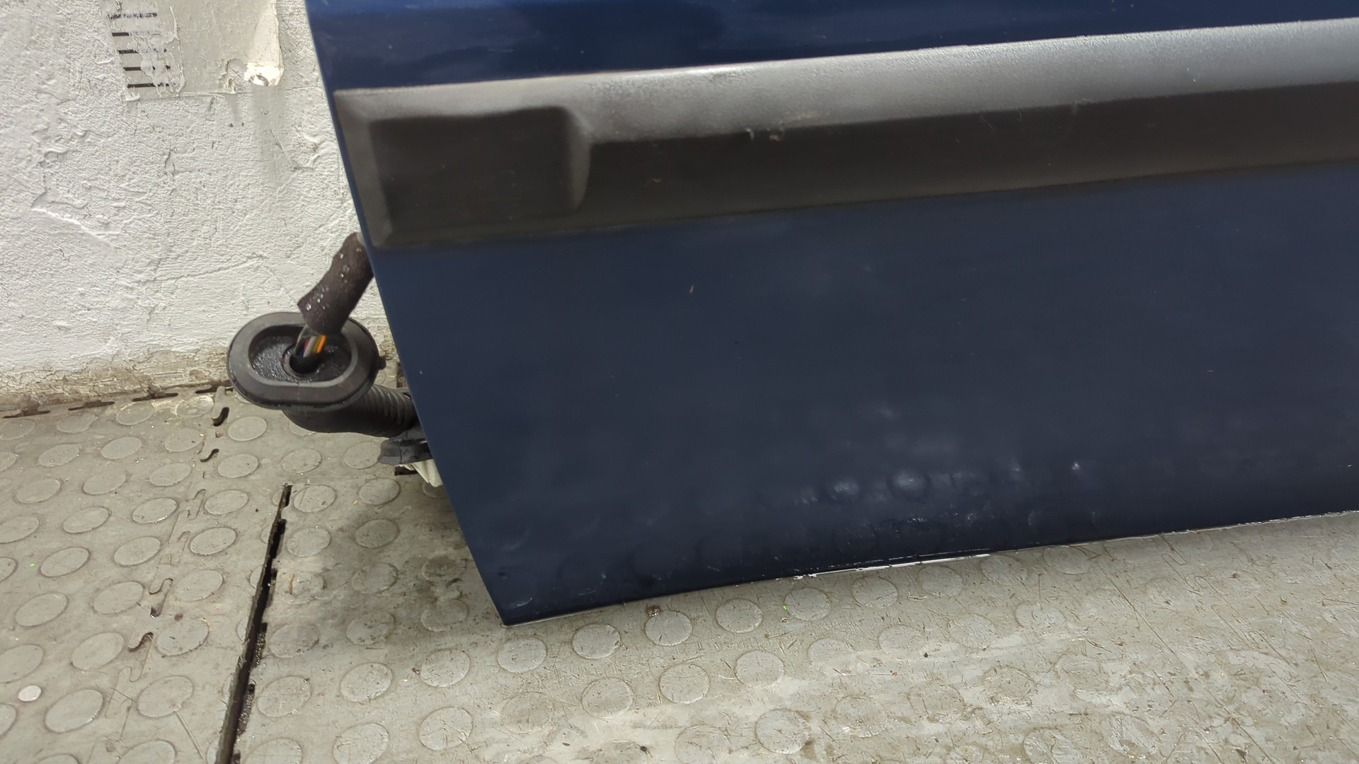 Дверь передняя левая