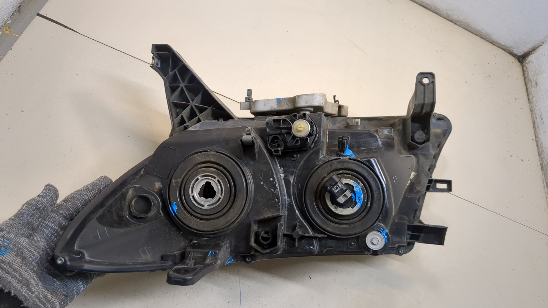 Фара правая