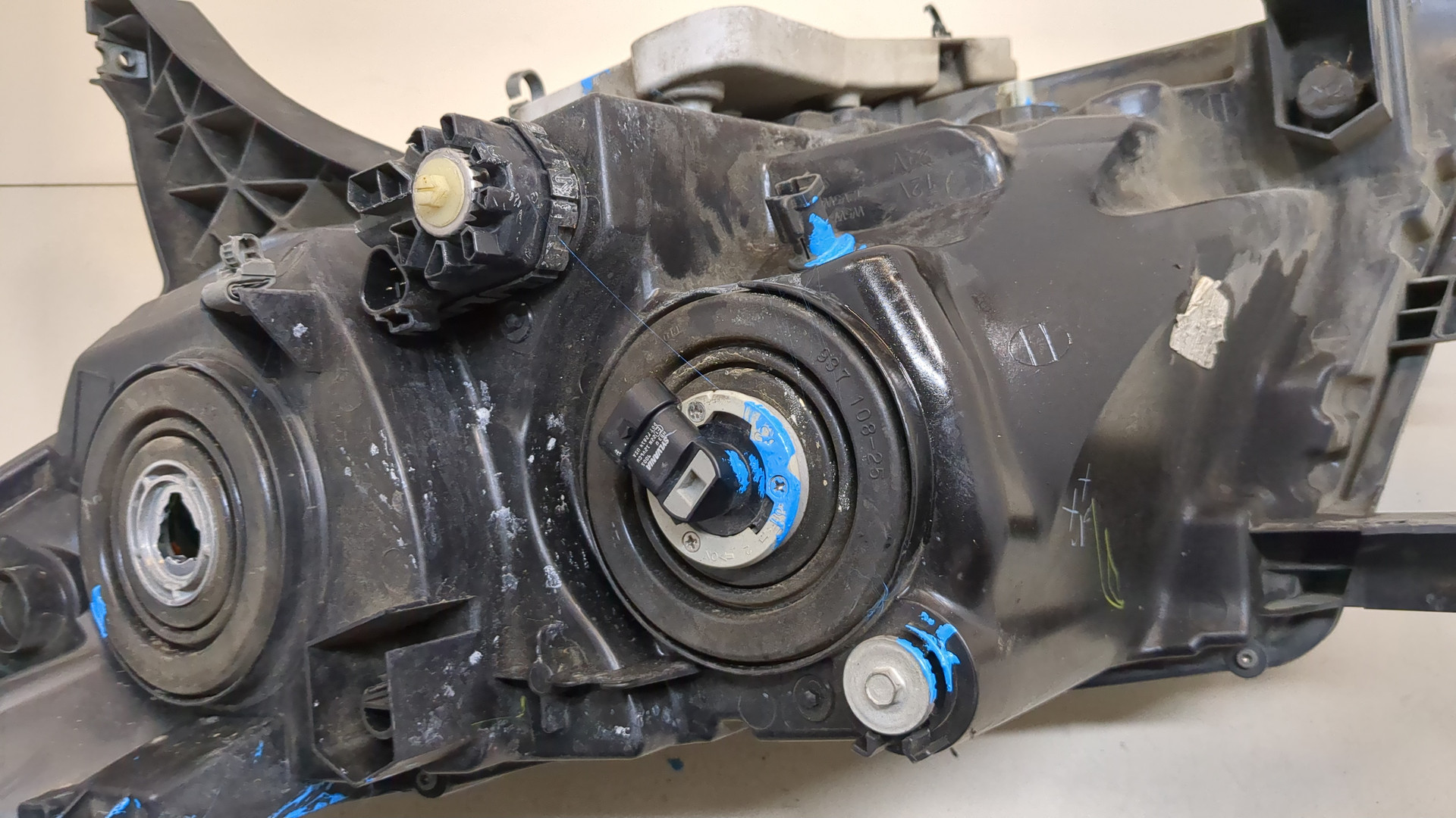 Фара правая