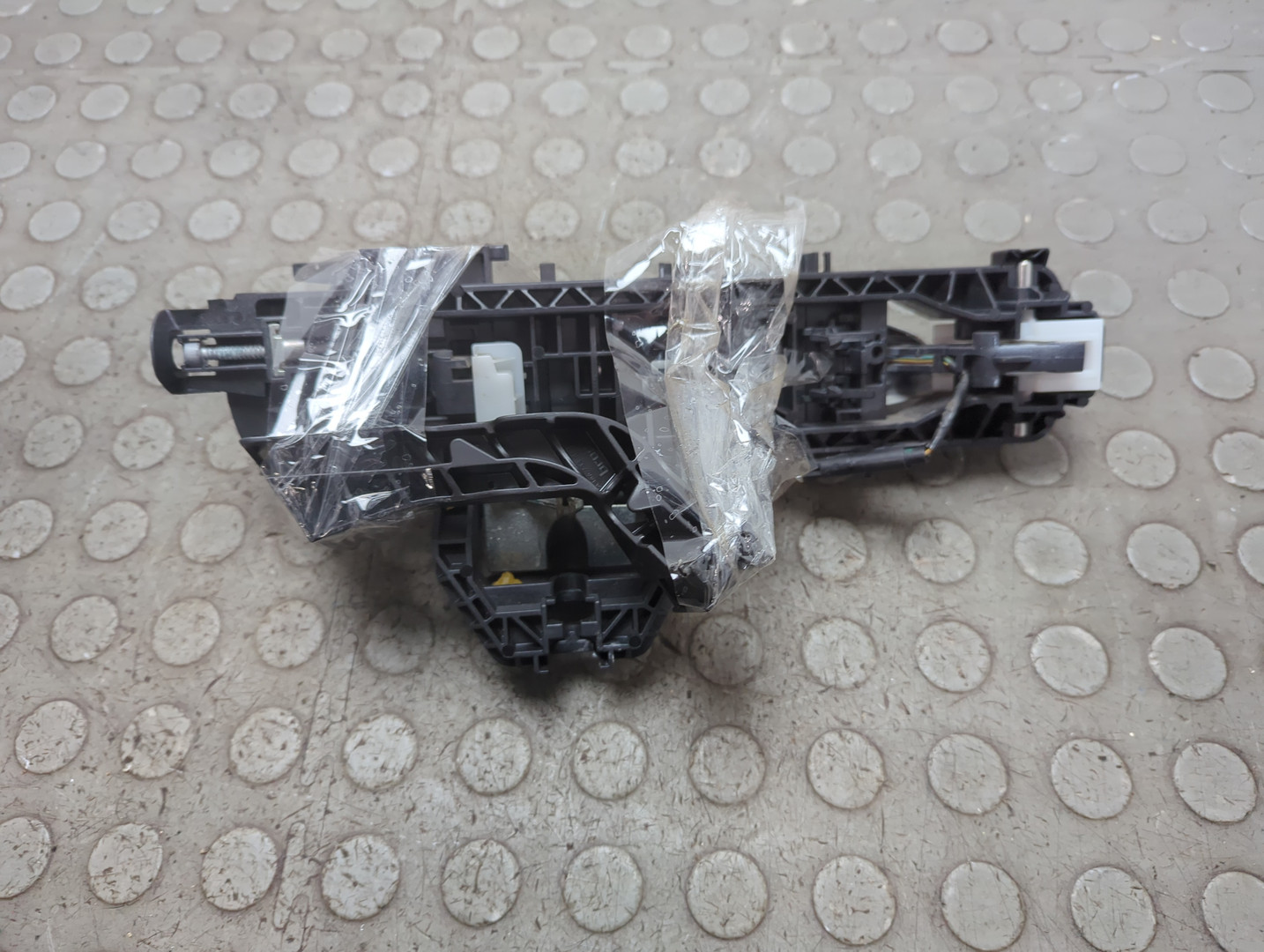 Ручка двери наружная