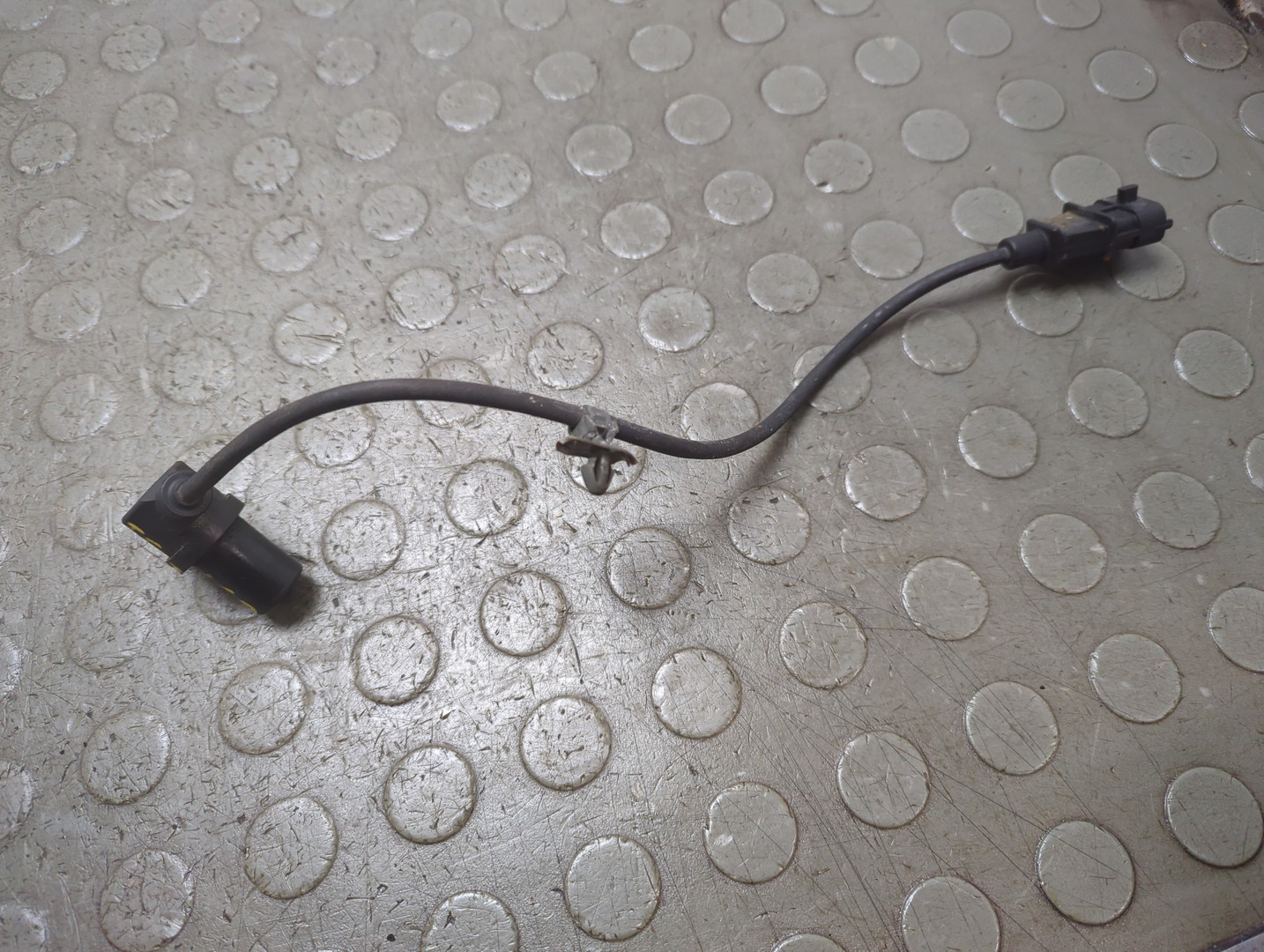 Датчик положения коленвала