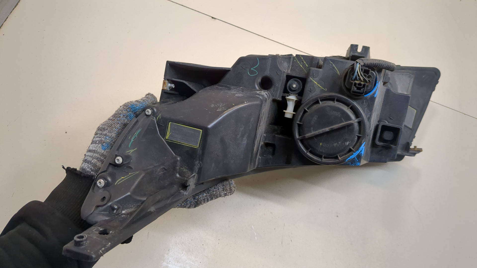 Фара правая