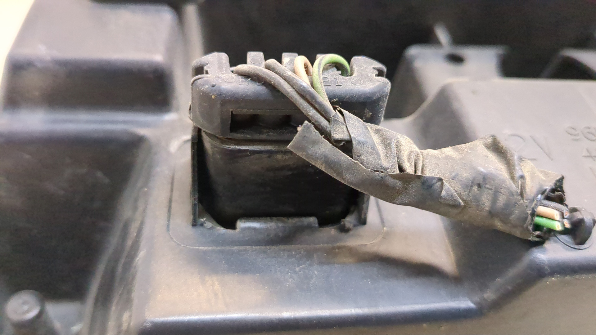 Фара правая