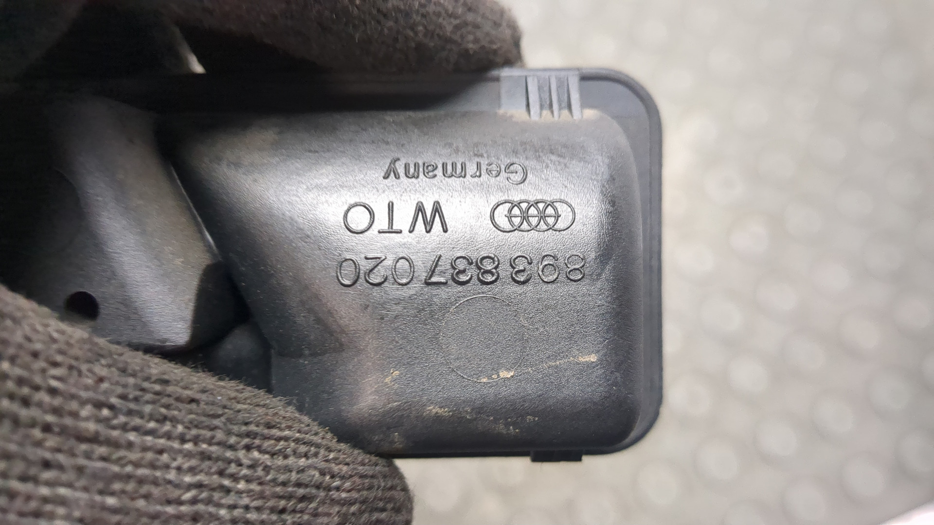 Ручка двери задней внутренняя правая