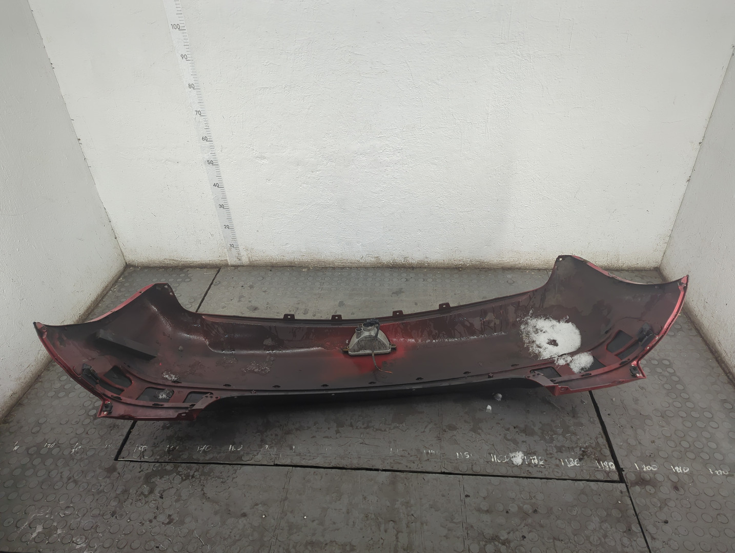 Бампер задний