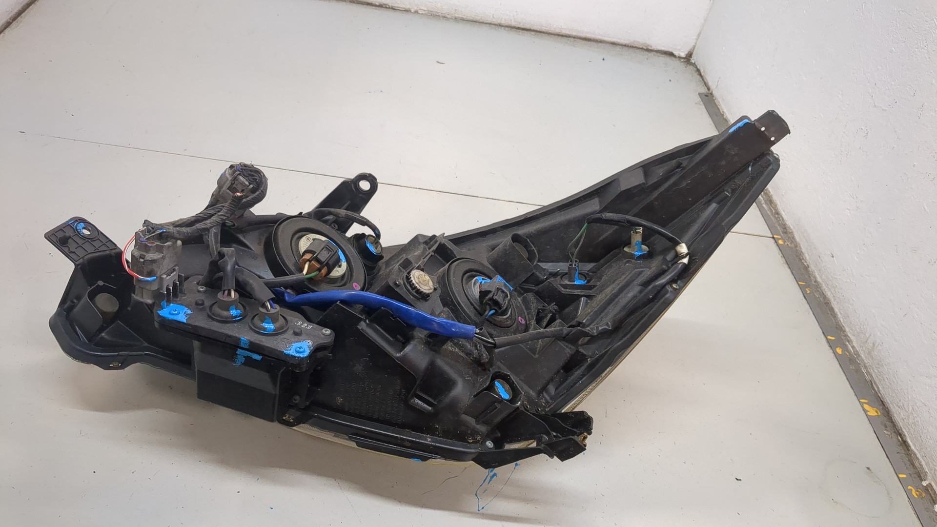 Фара правая