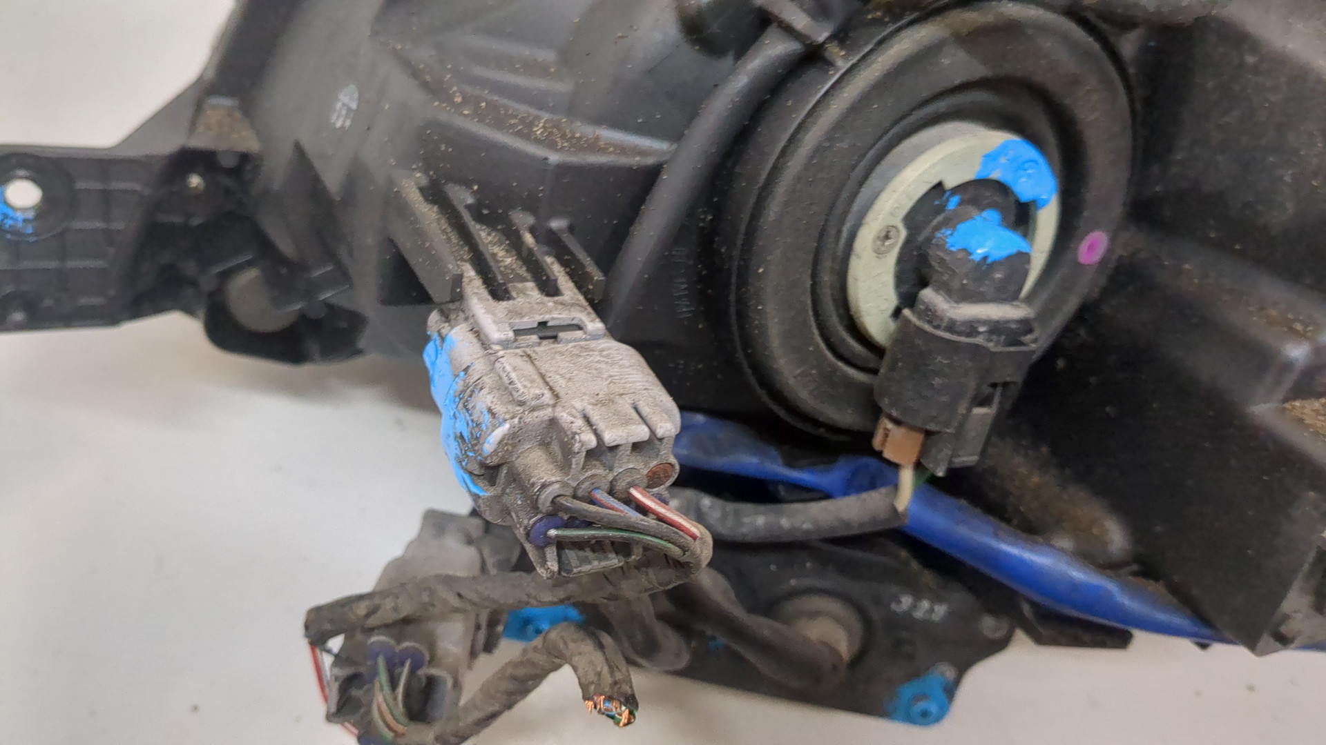 Фара правая