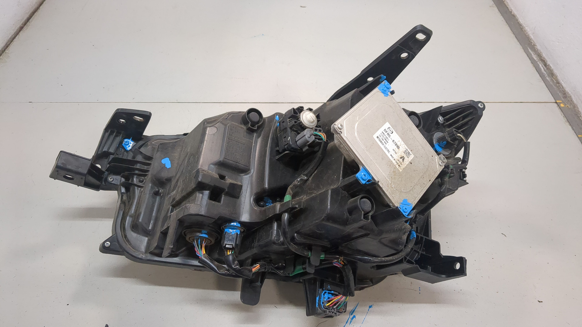 Фара правая